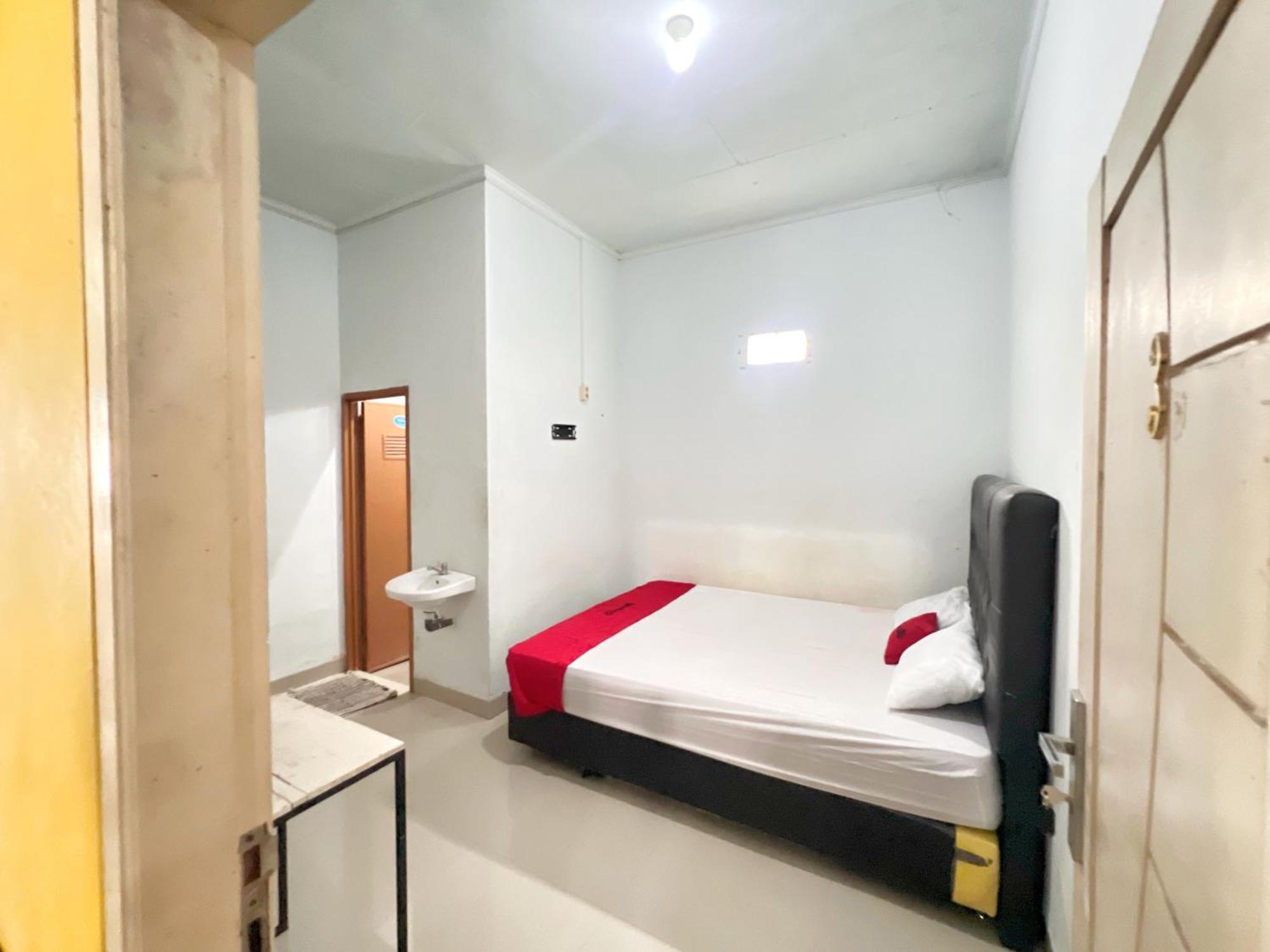 Reddoorz At Kay Residence Waydadi Lampung Bandar Lampung Extérieur photo