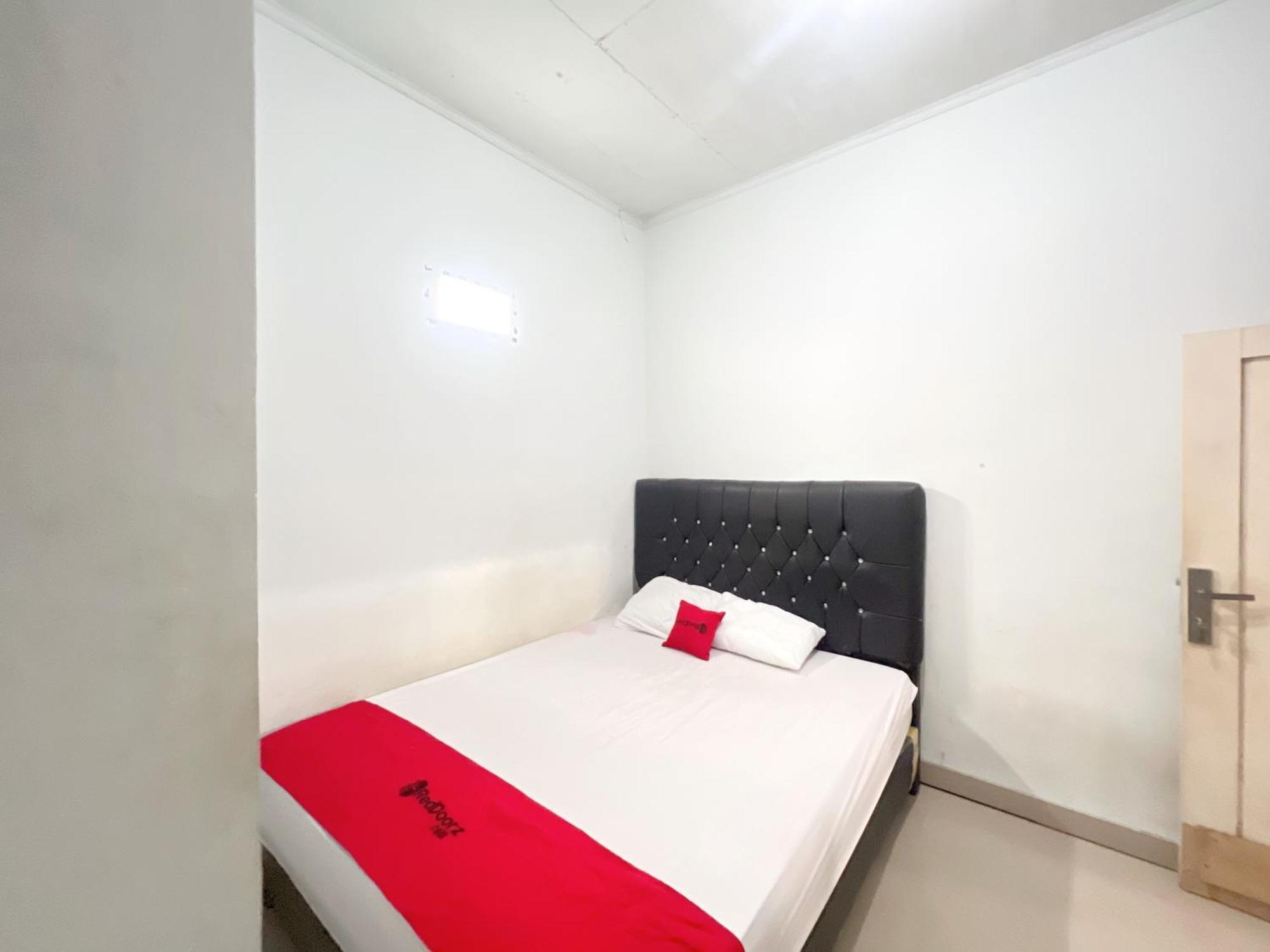 Reddoorz At Kay Residence Waydadi Lampung Bandar Lampung Extérieur photo